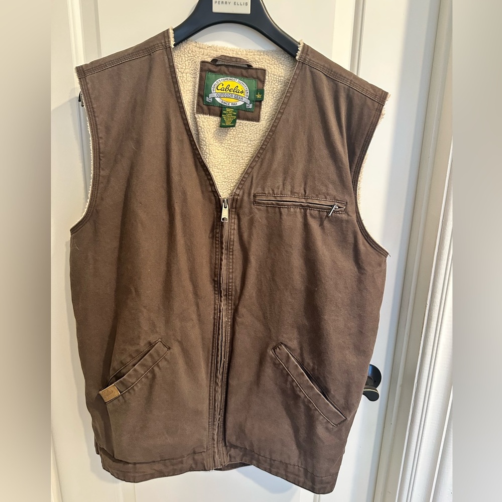 Cabela's Vintage Men’s Brown Outdoor Duck Gear Canvas Vest Sherpa Lined Large